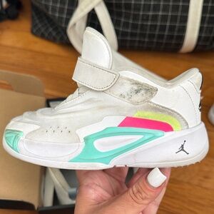 Jordan Kids Sneakers in White and Mint